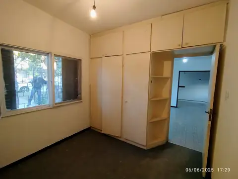 Casa en Alquiler con 1 cochera