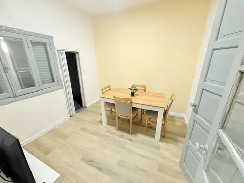 Depto Tipo Casa 2 ambientes con 1 baño