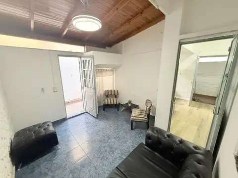 Depto Tipo Casa en Venta de 2 ambientes