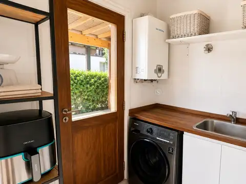 Casa en Venta en Pilar del Este - Santa Guadalupe, USD 245.000