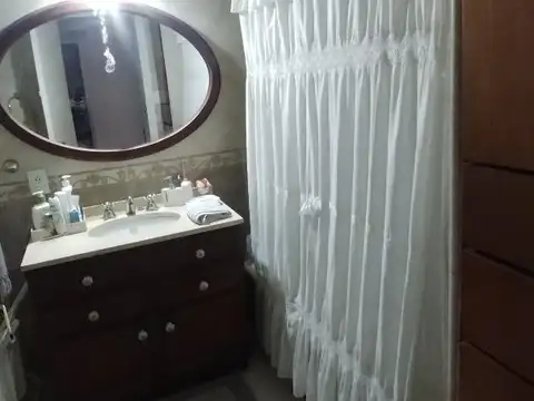 CHALET MORON CENTRO ZONA RESIDENCIAL