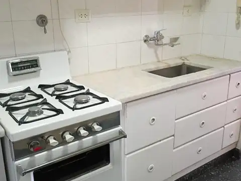 Departamento en Venta en Versalles, USD 95.000