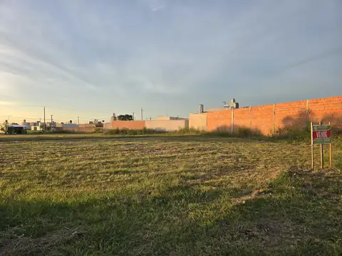 Terreno en Venta 40  mts Fondo