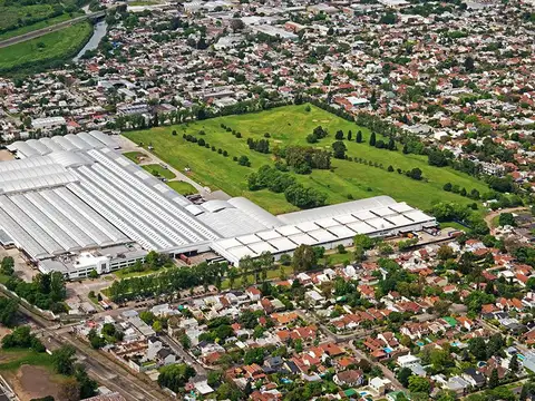 Alquiler Depósito 5.530m2 dentro de predio en Hurlingham