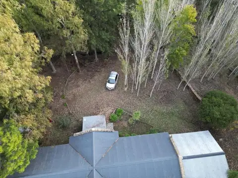 Venta de casa quinta dos dormitorios, La Plata