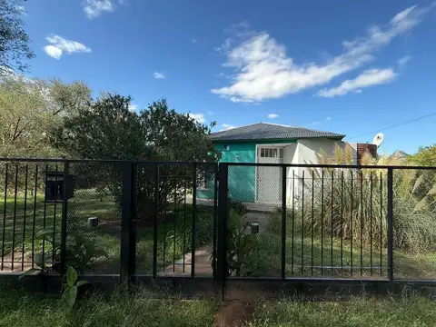 Tupac Amaru 100