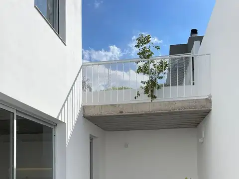 Bahía Blanca 3200, Piso PB