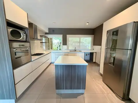 Casa en Venta de 4 dormitorios