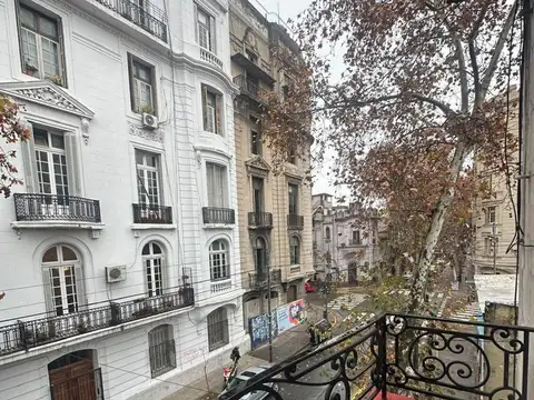 VENTA COMODO DPTO 3 AMBIENTES CON BALCON