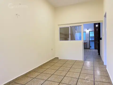 Depto Tipo Casa en Alquiler 50 años
