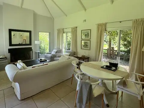 Casa en Venta en Lomas de San Francisco, USD 280.000