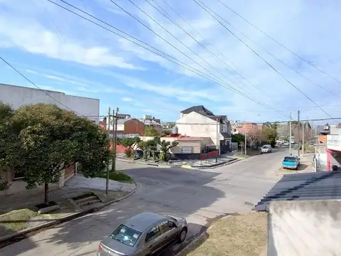 Depto Tipo Casa en Venta 46 años