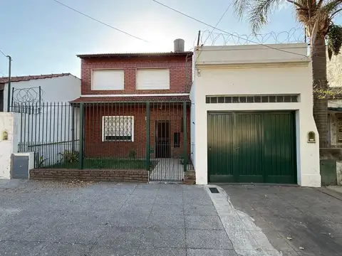 EXCELENTE CHALET A RECICLAR