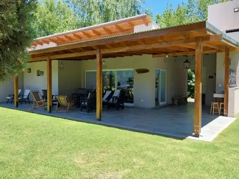 Ayres de Campos Barrio cerrado Roldan - Sobre Ruta 9