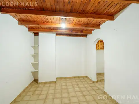 Av Maipu  al 200