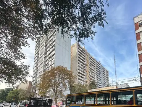 Av Dr N Avellaneda 2616 , Piso 10