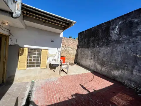 PH 3 AMBIENTES VENTA MUY BUENA UBICACION LLAVALLOL