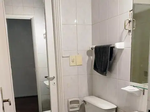 Marcelo T de Alvear y Esmeralda 2 dormitorios con dependencia, en Edificio Charcas !