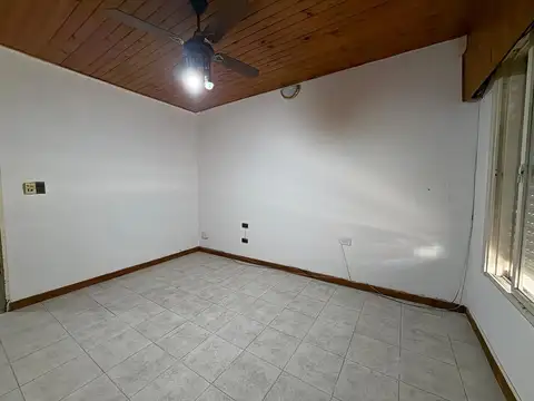 Casa en Venta en Parque Casado, USD 70.000