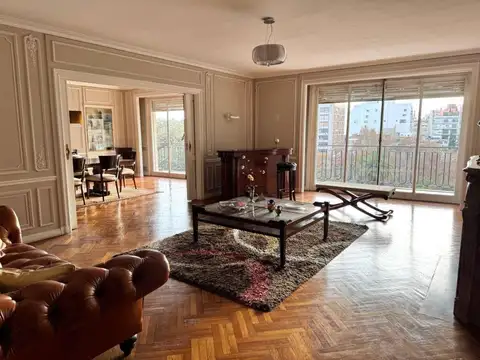 Departamento en venta - 4 Dormitorios 4 Baños - Recoleta