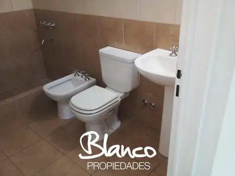 Oficina en Venta en Pilar Centro, USD 70.000