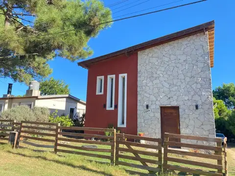 VENTA CASA 3 AMBIENTES OSTENDE