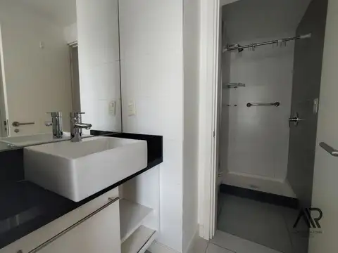 Apartamento en alquiler de 2 dormitorios c/ cochera en Península