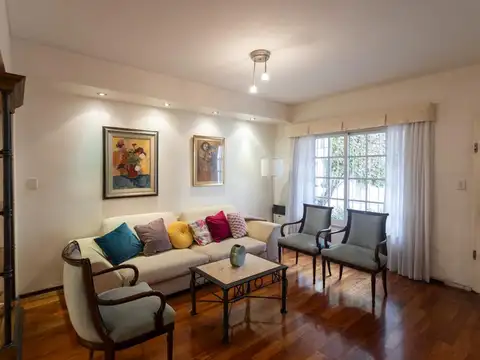 Casa 4 ambientes con 3 baños