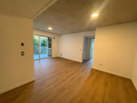Bahía Blanca 2600, Piso 2
