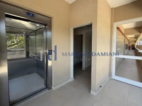 De las Nayades 100, Piso 2