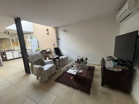 Casa en Venta en Munro, USD 190.000