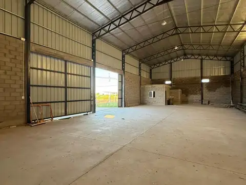 GALPON EN ALQUILER PARQUE INDUSTRIAL GOYA