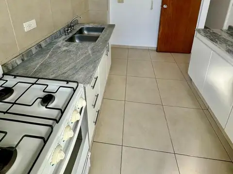 Departamento de 3 amb muy luminoso con balcón