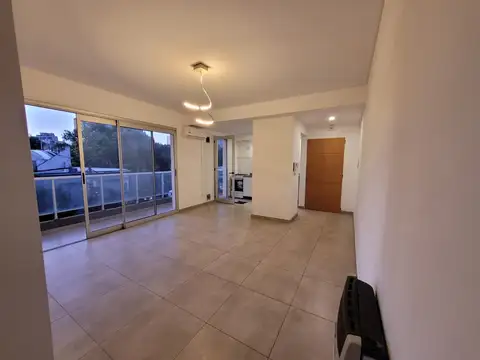 10 Esq. 58 , Piso 2