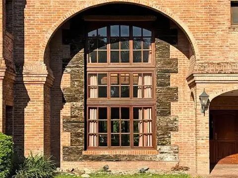 Casa en Venta de 5 dormitorios