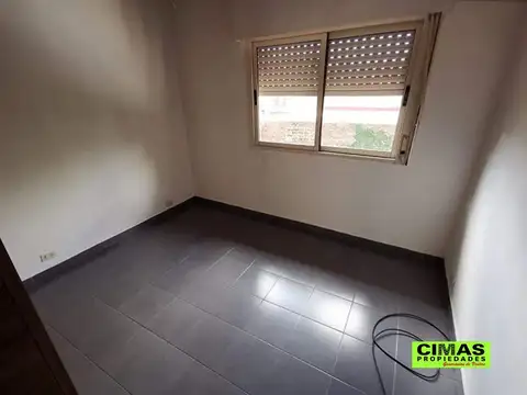 PH 3 AMB. 1º PISO CON PATIO Y TERRAZA  SIN EXPENSAS  UNICO