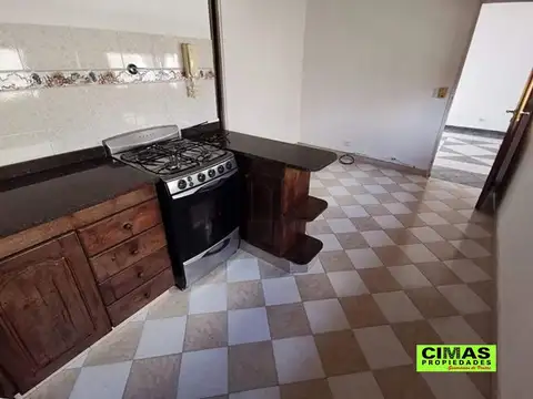 PH 3 AMB. 1º PISO CON PATIO Y TERRAZA  SIN EXPENSAS  UNICO