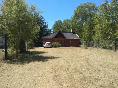 Casa en Aguas Verdes, lote Importante.
