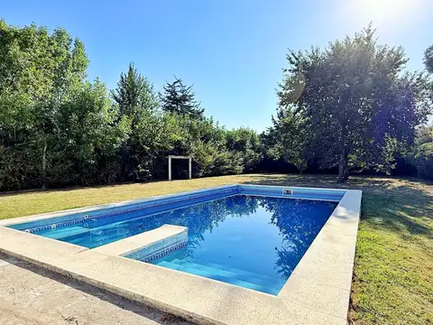 Casa Quinta en El Pato con pileta 