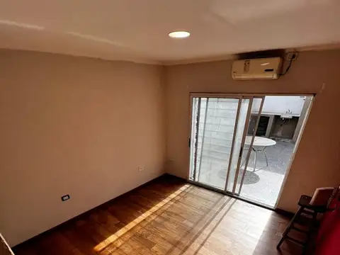 PH Reciclado a nuevo - 2 Ambientes - Apto credito - Luminoso - Sin expensas