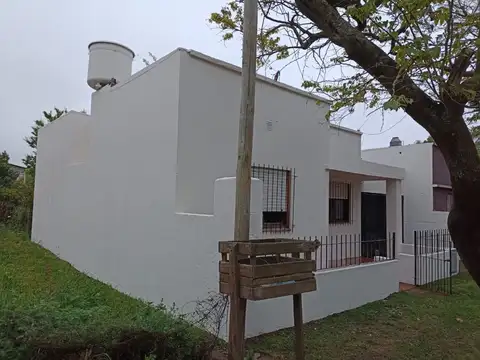 CASA EN VENTA       GRAL JUAN MADARIAGA
