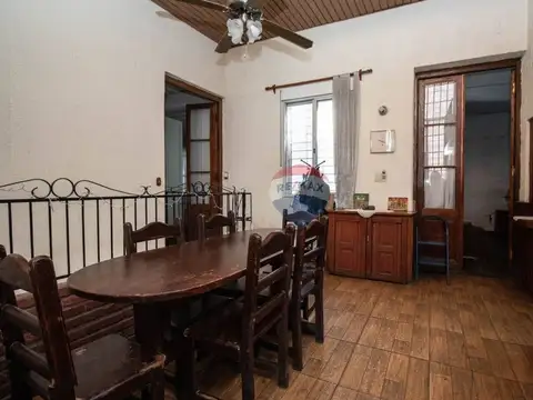 Depto Tipo Casa en Venta de 11 ambientes