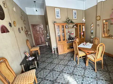 Depto Tipo Casa en Venta con 2 cocheras