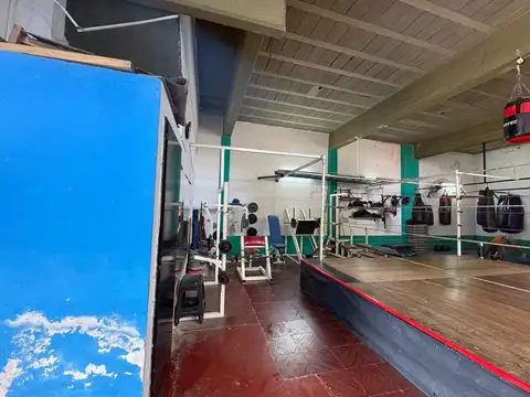 Galpon en Venta 17  mts Fondo