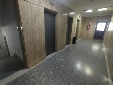 Lavalle 1290 , Piso 6