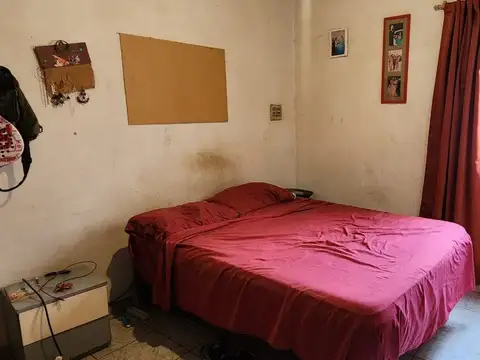 Casa 4 ambientes con 1 baño