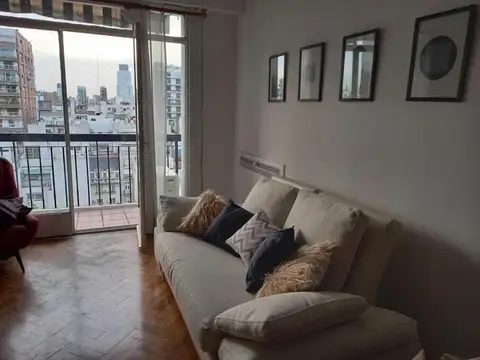 Av. Cnel. Díaz 1800