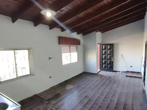 Departamento en Alquiler en Berazategui, $ 500.000