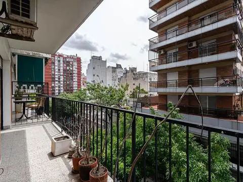 Departamento en venta 4 ambientes con cochera fija en Belgrano