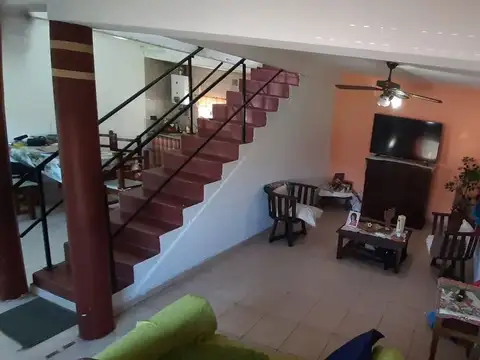 Depto Tipo Casa en Venta de 3 dormitorios